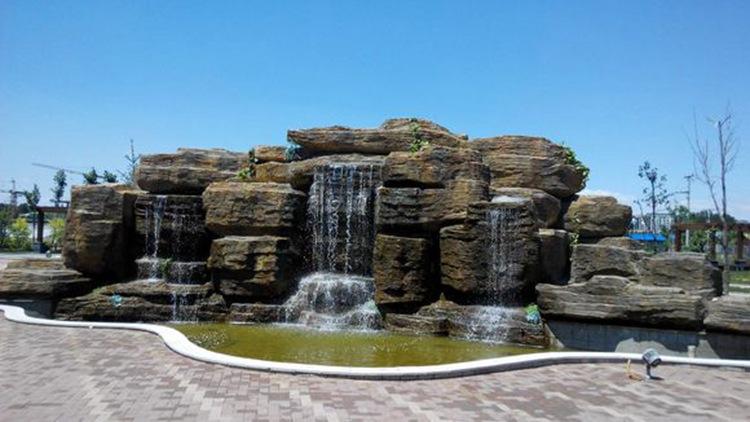 ���^����